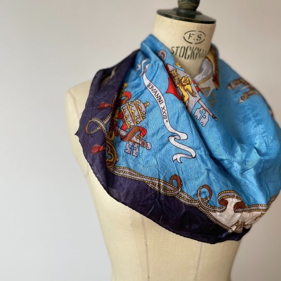 Vintage Accessories - Vintage Santo Anno 1975 Vatican Italy Souvenir Scarf